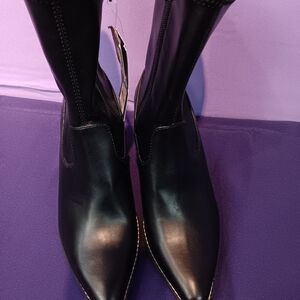 Chic Black Heeled Boots for Women